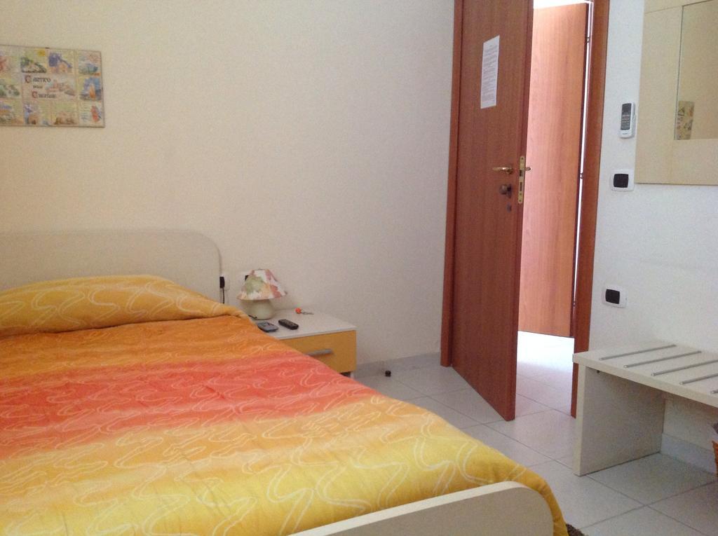 B&B Donna Nina Gioia Tauro Chambre photo